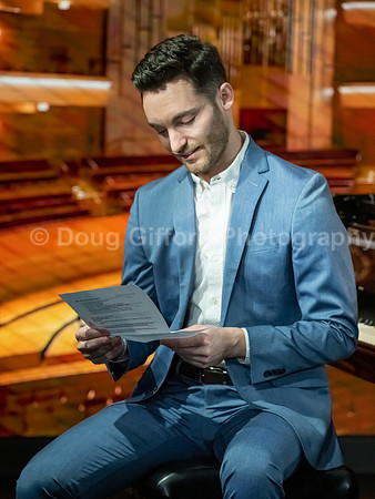 Pacific Symphony 2023-24 Pops Conductor, Enrico Lopez-Yañez