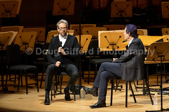 Pacific Symphony - Tao Plays Mozart