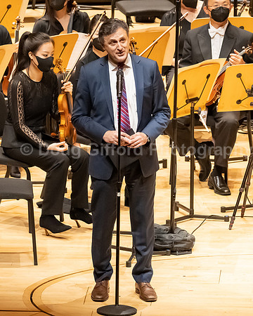 Pacific Symphony - Tao Plays Mozart