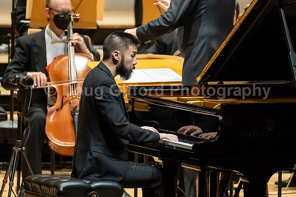 Pacific Symphony - Tao Plays Mozart