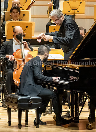 Pacific Symphony - Tao Plays Mozart