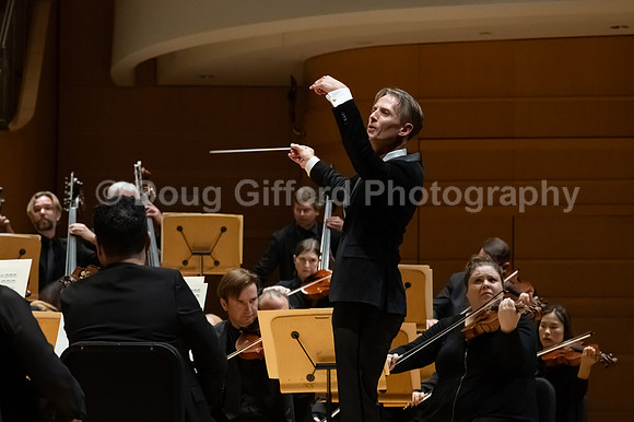 Pacific Symphony - Shelly Conducts Beethoven's Fifth & The Emperor Concerto