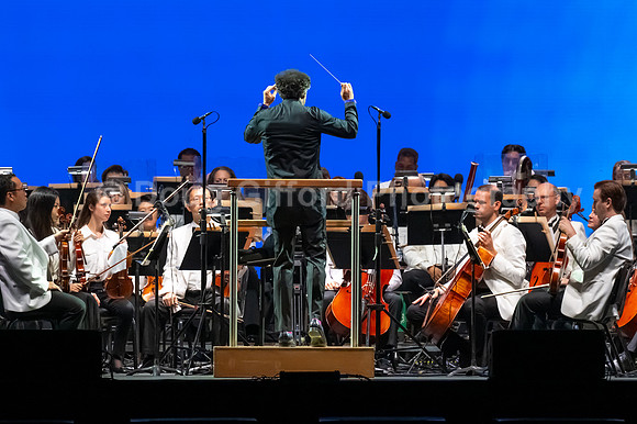 Pacific Symphony - Tchaikovsky Spectacular, Concert of Hope