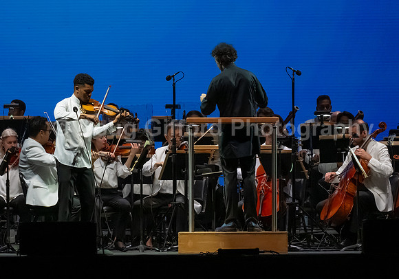 Pacific Symphony - Tchaikovsky Spectacular, Concert of Hope