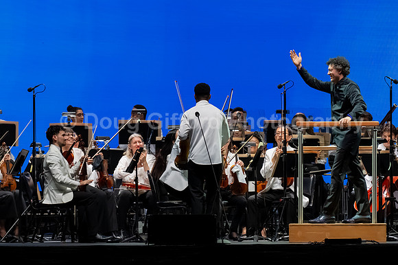 Pacific Symphony - Tchaikovsky Spectacular, Concert of Hope