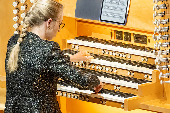 Pacific Symphony - Organ Superstar Anna Lapwood