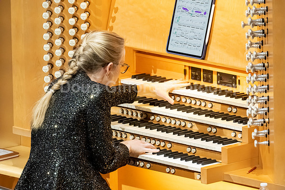 Pacific Symphony - Organ Superstar Anna Lapwood