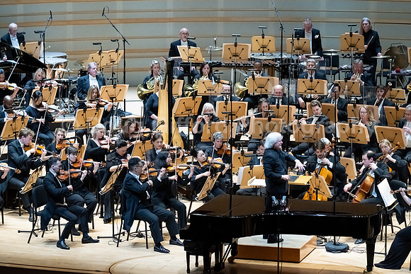 Pacific Symphony "Gershwin's Rhapsody - Concert, Party & Silent Film"