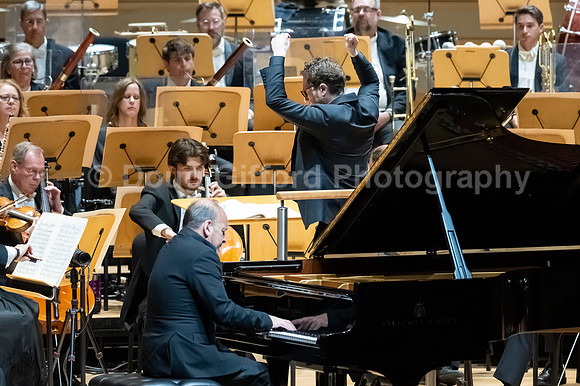 Pacific Symphony - Grieg Piano Concerto