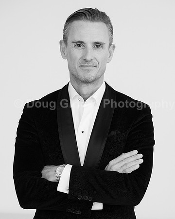 Portraits of the Pacific Symphony Artistic & Music Director Designate, Alexander Shelley and Pacific Symphony Principal Pops Conductor, Enrico Lopez-Yañez