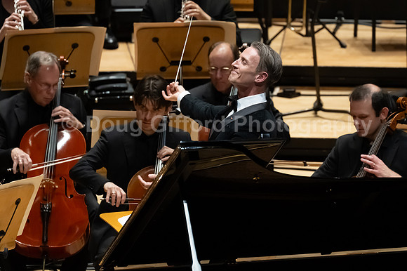 Pacific Symphony - Shelly Conducts Beethoven's Fifth & The Emperor Concerto
