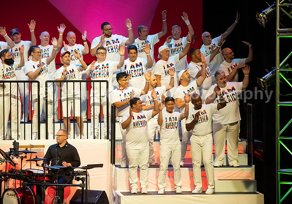 MenAlive - OC Gay Men's Chorus / "I am America"