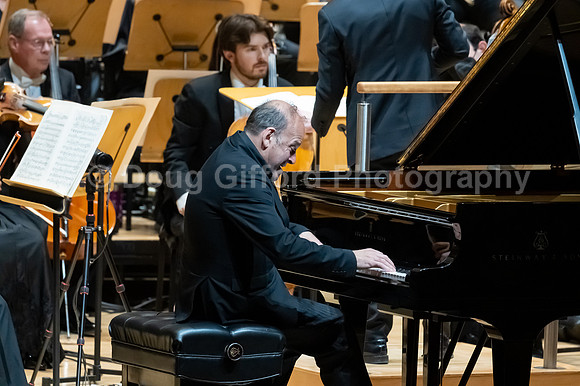 Pacific Symphony - Grieg Piano Concerto