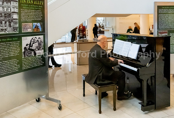 Pacific Symphony "Gershwin's Rhapsody - Concert, Party & Silent Film"