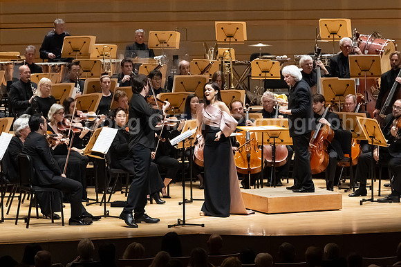 Pacific Symphony - Joshua Bell & Larisa Martínez: Voice & the Violin