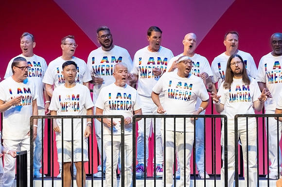 MenAlive - OC Gay Men's Chorus / "I am America"