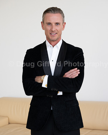 Portraits of the Pacific Symphony Artistic & Music Director Designate, Alexander Shelley and Pacific Symphony Principal Pops Conductor, Enrico Lopez-Yañez