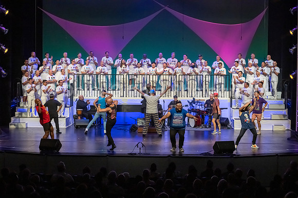 MenAlive - OC Gay Men's Chorus / "I am America"