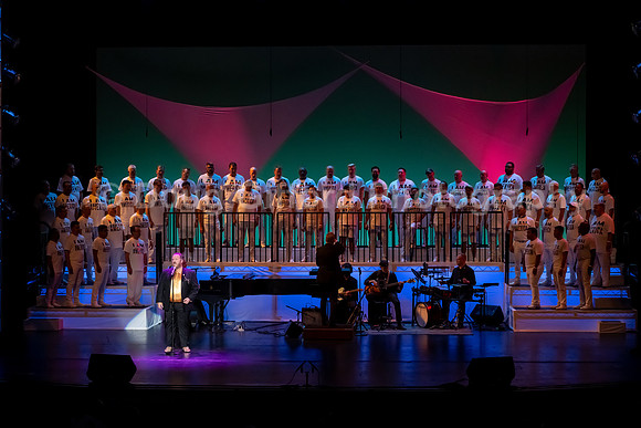 MenAlive - OC Gay Men's Chorus / "I am America"