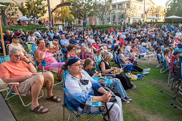 Pacific Symphony - Symphony in the Cities, Chapman University, Aiken Arts Plaza