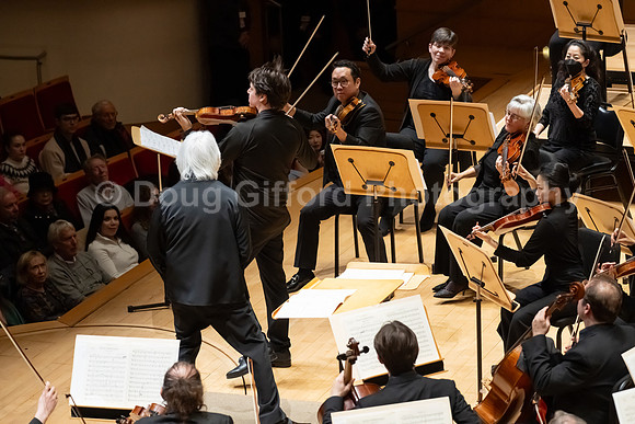 Pacific Symphony - Joshua Bell & Larisa Martínez: Voice & the Violin