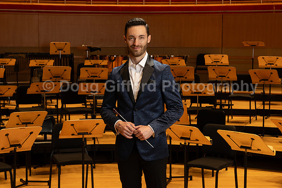Portraits of the Pacific Symphony Artistic & Music Director Designate, Alexander Shelley and Pacific Symphony Principal Pops Conductor, Enrico Lopez-Yañez