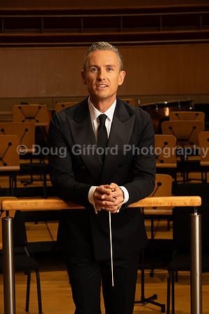 Media Portraits of Alexander Shelley, the Pacific Symphony's new Artistic and Music Director