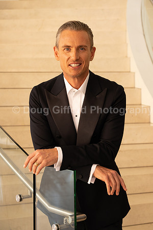 Media Portraits of Alexander Shelley, the Pacific Symphony's new Artistic and Music Director