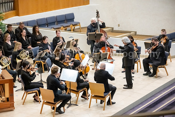 Pacific Symphony and the Pacific Chorale will present a “Concert for Healing”