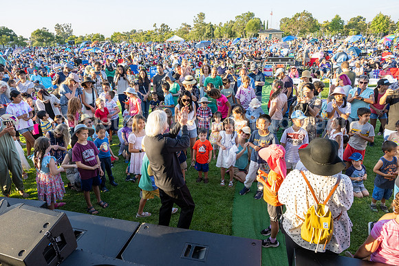 Pacific Symphony, Symphony in the Cities,- Irvine