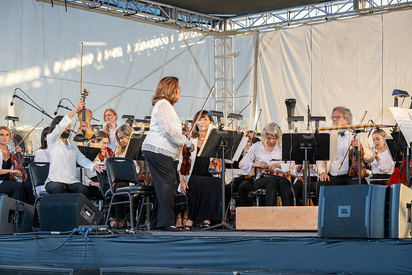 Pacific Symphony, Symphony in the Cities,- Irvine