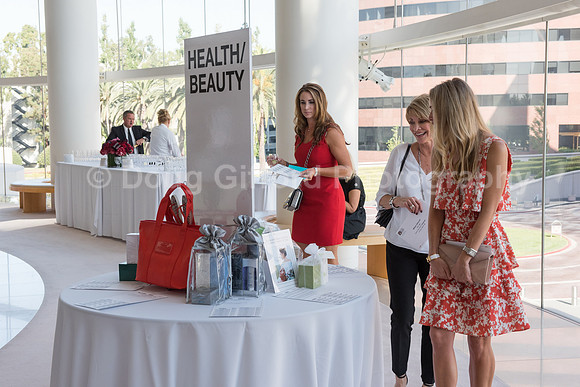 Harvesters Fashion Show & Luncheon 2016