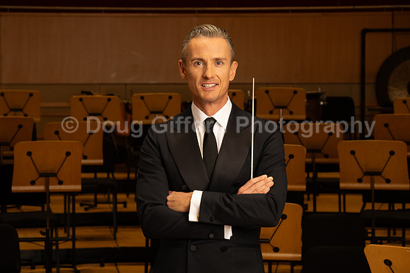 Media Portraits of Alexander Shelley, the Pacific Symphony's new Artistic and Music Director
