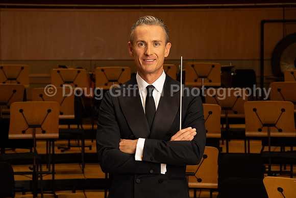 Media Portraits of Alexander Shelley, the Pacific Symphony's new Artistic and Music Director