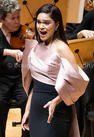 Pacific Symphony - Joshua Bell & Larisa Martínez: Voice & the Violin
