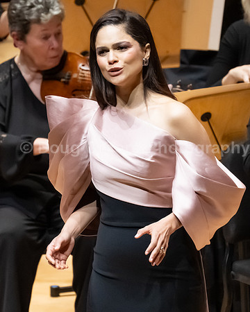 Pacific Symphony - Joshua Bell & Larisa Martínez: Voice & the Violin