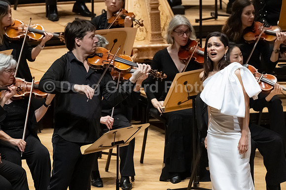 Pacific Symphony - Joshua Bell & Larisa Martínez: Voice & the Violin