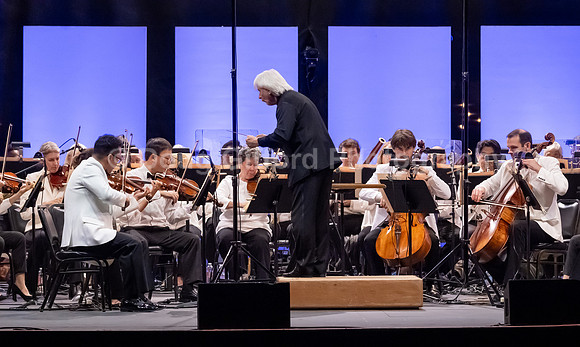 Pacific Symphony - Tchaikovsky Spectacular: A Concert of Hope