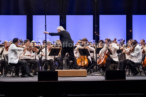 Pacific Symphony - Tchaikovsky Spectacular: A Concert of Hope