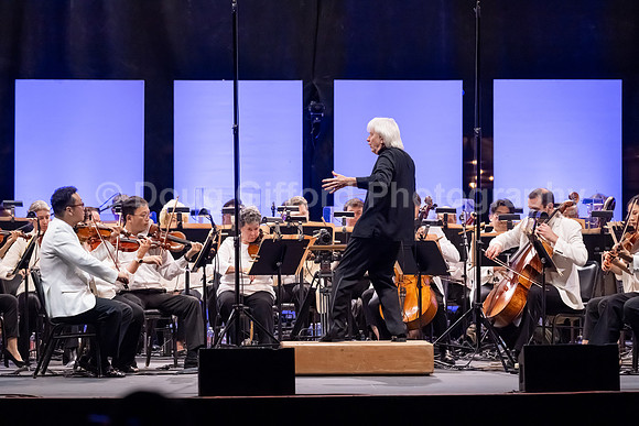 Pacific Symphony - Tchaikovsky Spectacular: A Concert of Hope