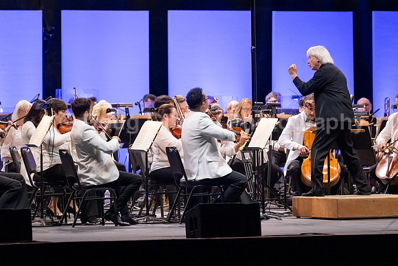 Pacific Symphony - Tchaikovsky Spectacular: A Concert of Hope