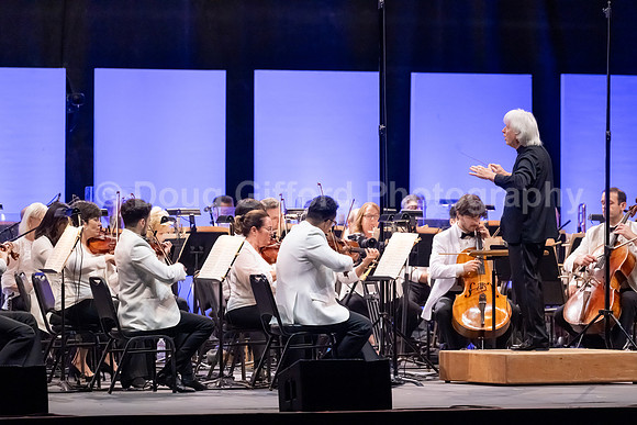 Pacific Symphony - Tchaikovsky Spectacular: A Concert of Hope