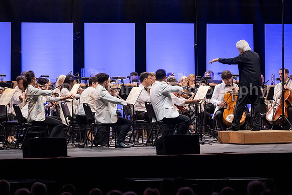 Pacific Symphony - Tchaikovsky Spectacular: A Concert of Hope