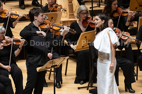 Pacific Symphony - Joshua Bell & Larisa Martínez: Voice & the Violin