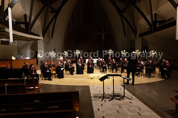 Pacific Chorale - Carols by Candlelight