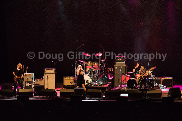 Go Go's - The Farewell Tour
