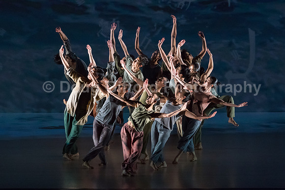 Cloud Gate - Dance Theatre of Taiwan