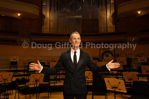 Media Portraits of Alexander Shelley, the Pacific Symphony's new Artistic and Music Director