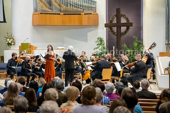 Pacific Symphony and the Pacific Chorale will present a “Concert for Healing”