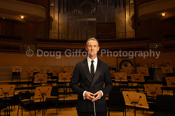 Media Portraits of Alexander Shelley, the Pacific Symphony's new Artistic and Music Director